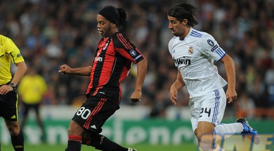 סמי חדירה מול רונאלדיניו. הפועל השחור של ריאל (GettyImages)