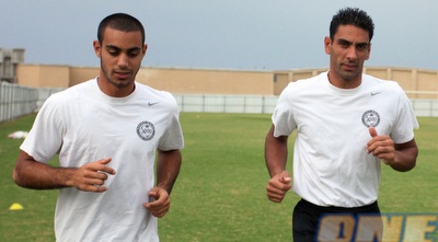 דודו גורש וטארק נאטור באימון במגרש החדש (עמית מצפה) דודו גורש וטארק נאטור באימון במגרש החדש (עמית מצפה)