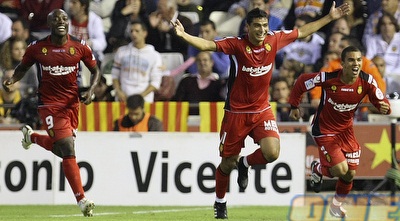 שחקני מיורקה חוגגים. נמצאים בתקופה נהדרת (רויטרס) שחקני מיורקה חוגגים. נמצאים בתקופה נהדרת (רויטרס)