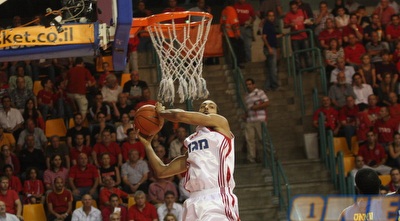 בראיין רנדל (גיא בן זיו)