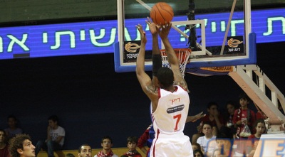 ריץ&acute; (גיא בן זיו)