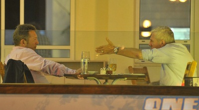 פרננדז וגאידמק. המאמן נראה נסער (שוקה כהן)