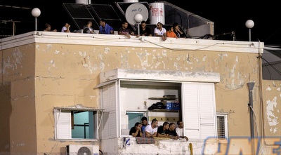 המרפסות המפורסמות בשכונת התקווה. &qout; (שי לוי) המרפסות המפורסמות בשכונת התקווה. &qout; (שי לוי)