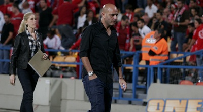 יוסי אבוקסיס (רועי גלדסטון)