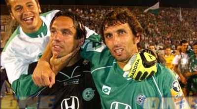 דוידוביץ´ ובנאדו חוגגים אליפות 