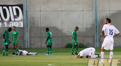 שחקני ראשל&qout;צ מאוכזבים (יניב גונן)