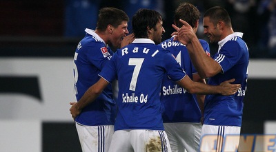 שחקני שאלקה חוגגים את הניצחון (GettyImages)