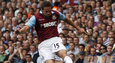 מתיו אפסון. לו ולהגנת הפטישים פשוט אין עבודה (רויטרס) מתיו אפסון. לו ולהגנת הפטישים פשוט אין עבודה (רויטרס)