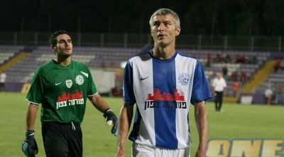 עומר מגמאדוב. יחליף את ניצן דמארי בהרכב (גיא איזנר) עומר מגמאדוב. יחליף את ניצן דמארי בהרכב (גיא איזנר)