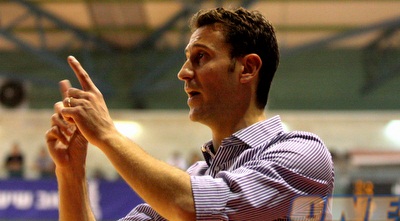 1 (יניב גונן)