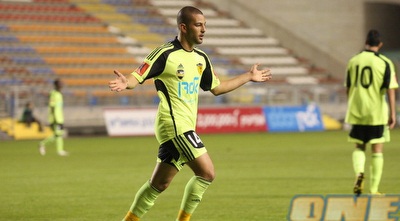 טל משעלי חוגג את שערו השני במשחק (גיא בן זיו)