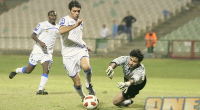 חנן פדידה עובר את דור דוידי (מור שאולי) חנן פדידה עובר את דור דוידי (מור שאולי)