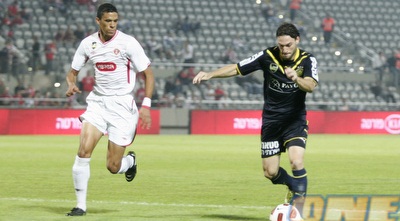 פרנסמן מנסה להדביק את אבידור (רועי גלדסטון)