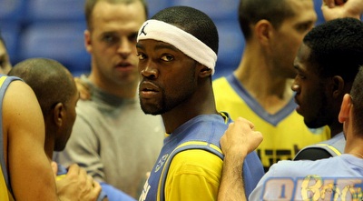 אימון מכבי (משה חרמון)