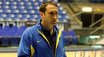 אימון מכבי (משה חרמון)