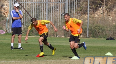 אבירם ברוכיאן ובן שושן (גיא בן זיו) אבירם ברוכיאן ובן שושן (גיא בן זיו)