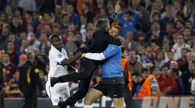 טולדו עם מוריניו. &qout;עדיין חושבים עליו. המאסטרו&qout; (רויטרס) טולדו עם מוריניו. &qout;עדיין חושבים עליו. המאסטרו&qout; (רויטרס)