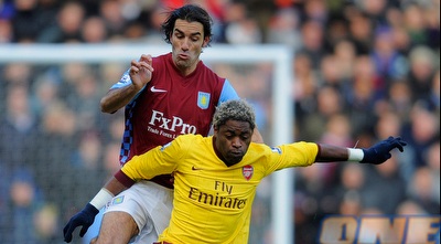 רובר פירס נאבק עם אלכסנדר סונג (GettyImages)