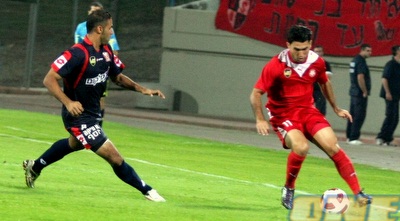 סרור עם הכדור. כבש את השער הראשון של רמת גן (משה חרמון)