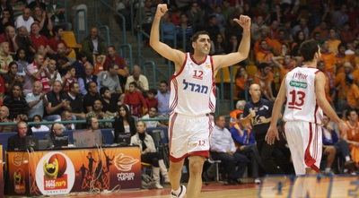 משה מזרחי (גיא בן זיו)