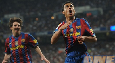 פדרו ומסי חוגגים על ריאל בעונה שעברה (GettyImages)