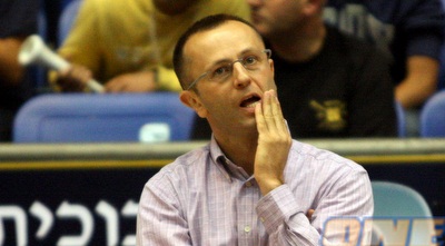 דן שמיר (יניב גונן)