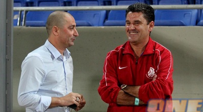 ג´ון גרגורי וג´קי בן זקן. הבעלים פירגן למאמן הקבוצה (שי לוי)