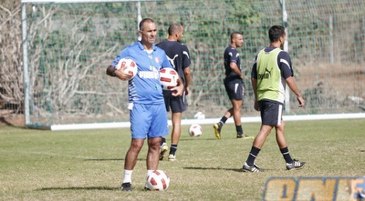 צביקה צמח.  (רועי גלדסטון)