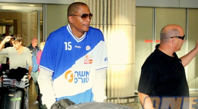 מייסיאו באסטון בישראל.  (משה חרמון)