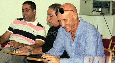 קובי בלדב ודמאיו (משה חרמון)