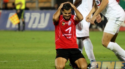 עדן בן בסט מאוכזב (יניב גונן)