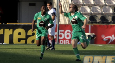 אונגר חוגג את השער עם דופלה (יוסי ציפקיס) אונגר חוגג את השער עם דופלה (יוסי ציפקיס)