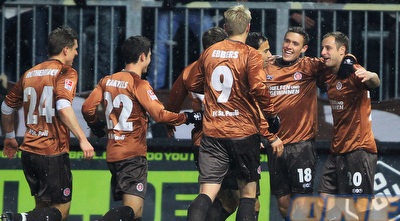 סט. פאולי חוגגת את השער העצמי (GettyImages) סט. פאולי חוגגת את השער העצמי (GettyImages)