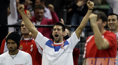 ג´וקוביץ´ מעודד את טרויצקי (רויטרס)