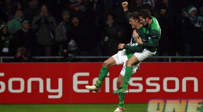 פרודל ושמידט העלו מופע לרגל שער היתרון של ברמן (GettyImages) פרודל ושמידט העלו מופע לרגל שער היתרון של ברמן (GettyImages)