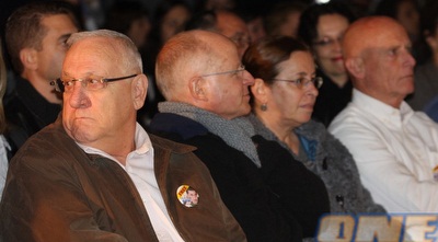 אוהל מחאה (גיא בן זיו)