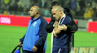 אורי אוזן פצוע (משה חרמון)