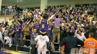 חולון חוגגת (מור שאולי)