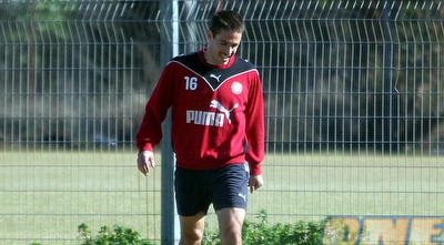 דן רומן מחוייך בסיום האימון הראשון שלו ברמת גן (ליאור טימור) דן רומן מחוייך בסיום האימון הראשון שלו ברמת גן (ליאור טימור)