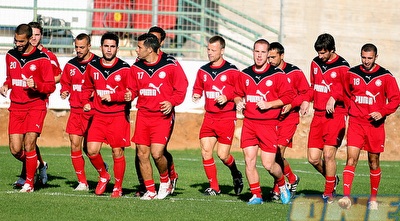 הפועל רמת גן באימון לקראת הפועל ת&qout;א (ליאור טימור)