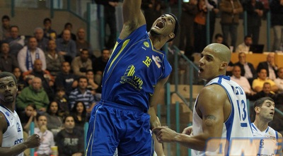 ג&acute;וש דאנקן (ONE)