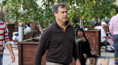 גילי לנדאו  (יניב גונן)