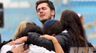תמיר כהן ממרר בבכי באצטדיון ר&qout;ג (יניב גונן)