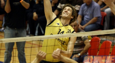 ניקולס אפרון. ינסה להוביל את מכבי ניקולס אפרון. ינסה להוביל את מכבי