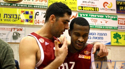 ריץ´ ומזרחי (יניב גונן)