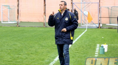 עמיר תורג&acute;מן (יניב גונן)