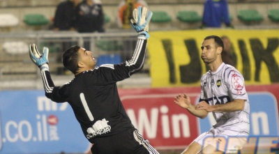 הרוש בצעד חינני מול קרופניק (גיא בן זיו) הרוש בצעד חינני מול קרופניק (גיא בן זיו)