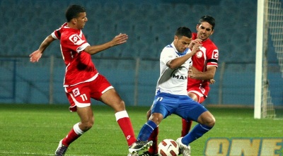 מחמוד עבאס ואדיר טובול סוגרים את ישראל זגורי (משה חרמון) מחמוד עבאס ואדיר טובול סוגרים את ישראל זגורי (משה חרמון)