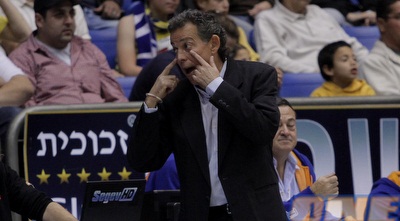 אפי בירנבוים. בתקופה טובה (יוסי ציפקיס)