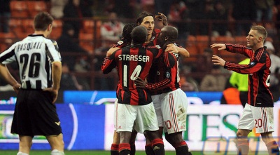 שחקני מילאן חוגגים (GettyImages)